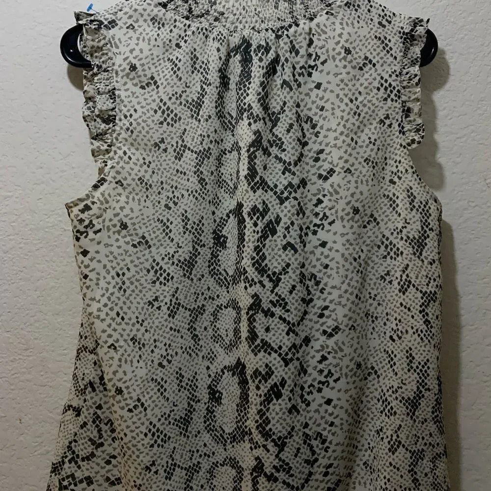 J Crew sleeveless snakeskin top size 4